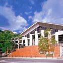 大学イメージ